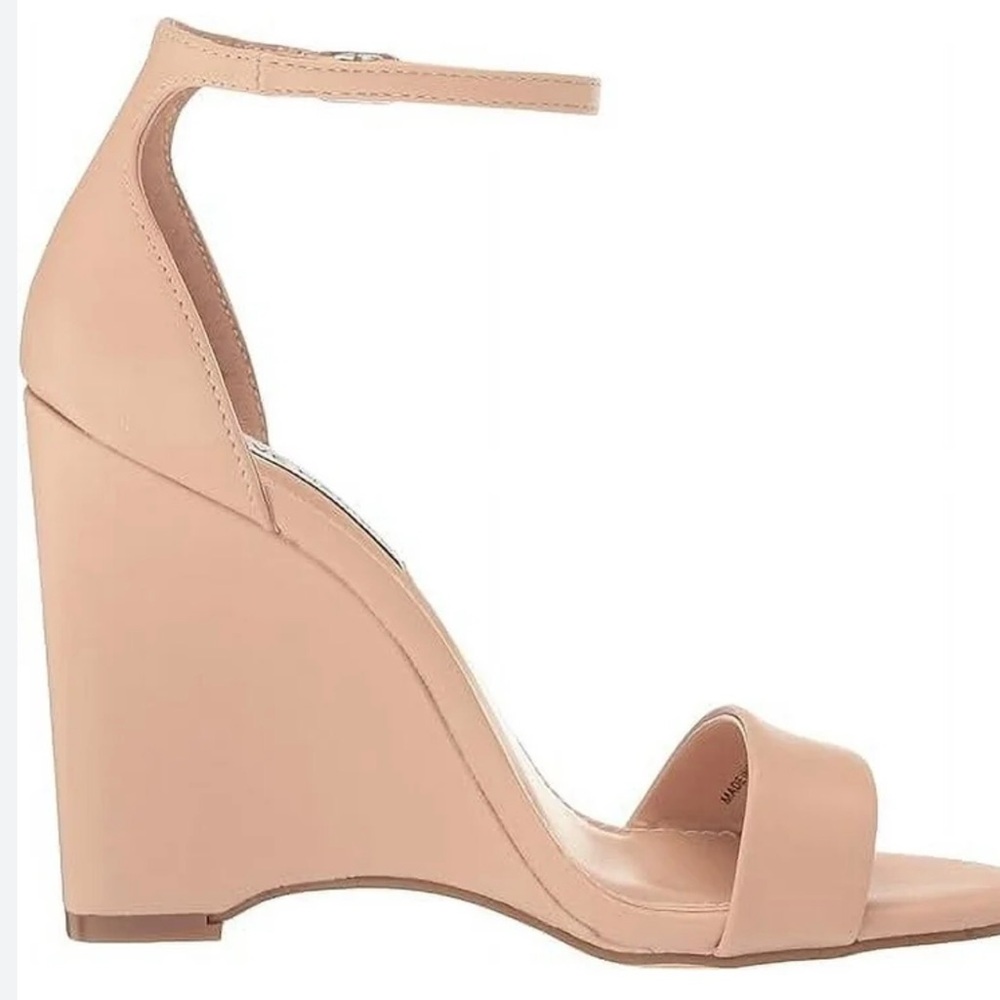Steve Madden in the Box, tan color wedge. Slim and still Sexy, 6.5